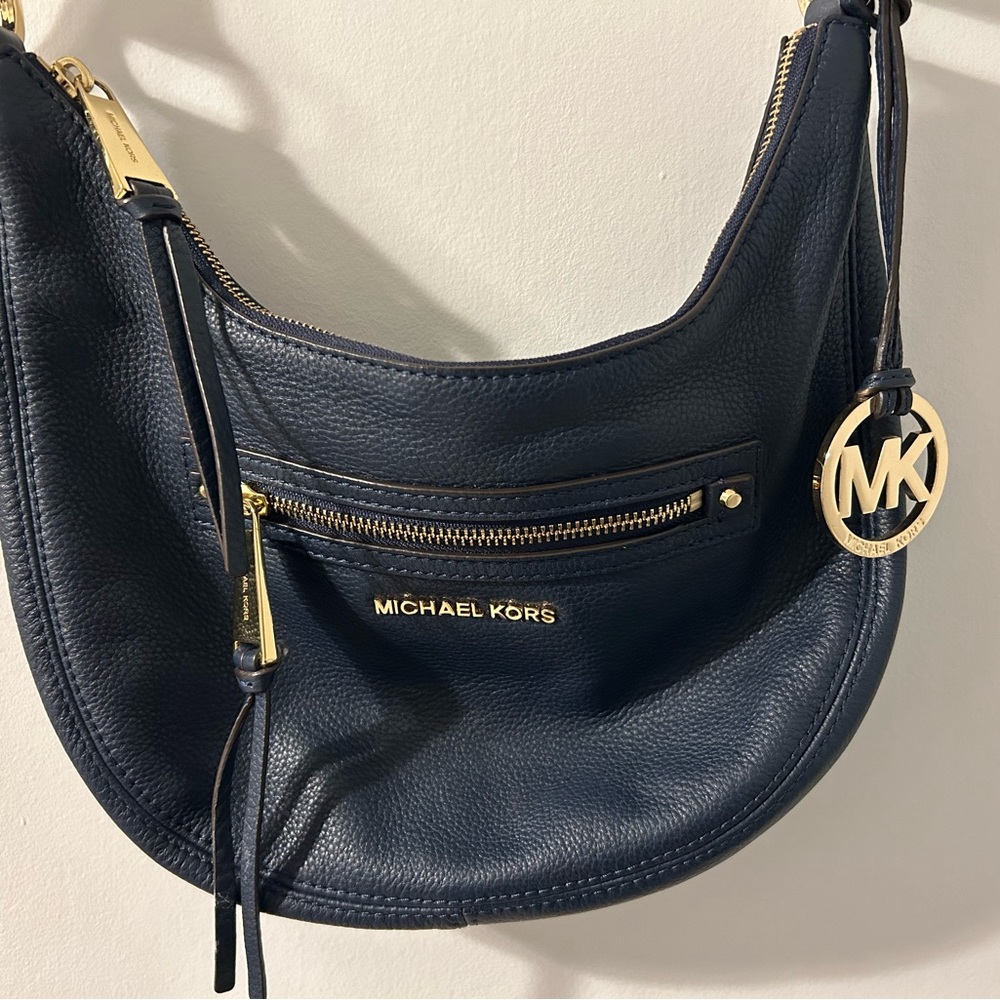 Michael Kors navy crossbody purse